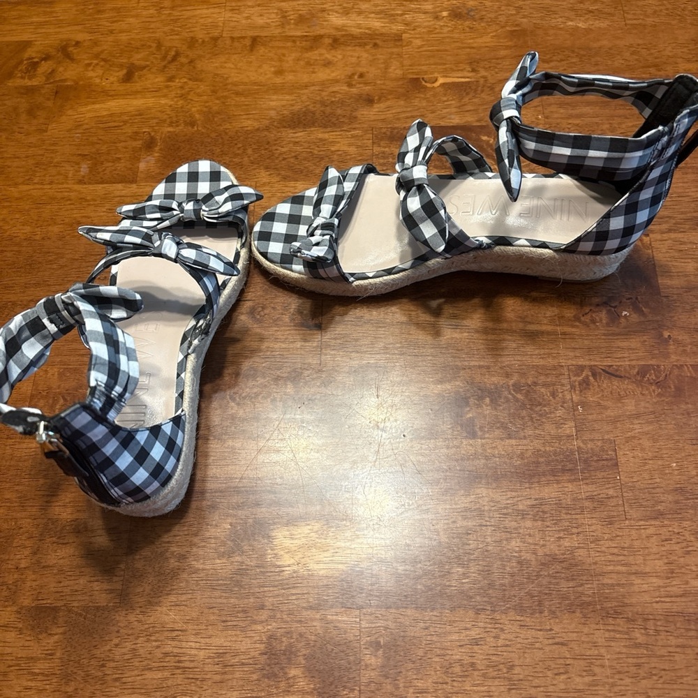 Nine West Black and White Gladiator Sandals - Picture 1 of 4